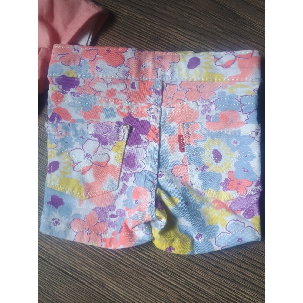 Levis Baby Girls 2-Piece Set Peach Graphic Tie Front Shirt Floral Shorts 3M NEW - Picture 4 of 8